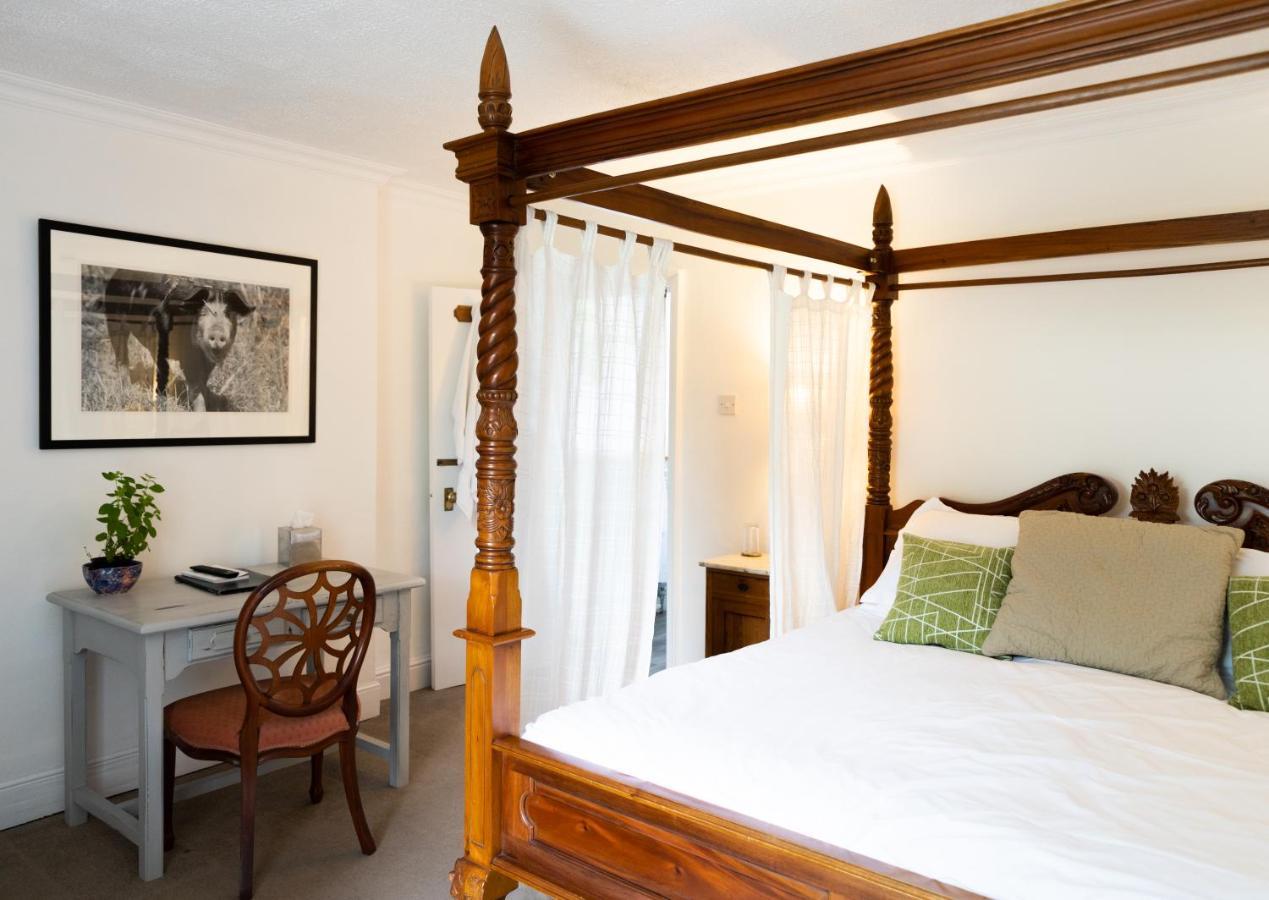 Prince Hall Hotel พรินซ์ทาวน์ ภายนอก รูปภาพ